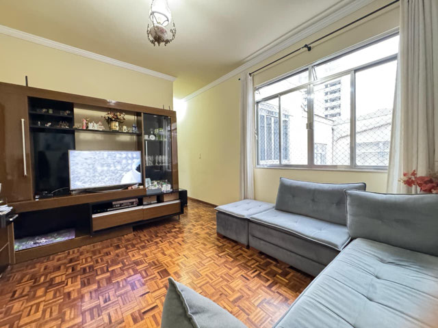 Apartamento com 3 quartos para venda no bairro Granbery em Juiz de Fora, MG