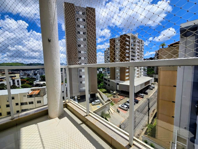 VARANDA 1º PISO