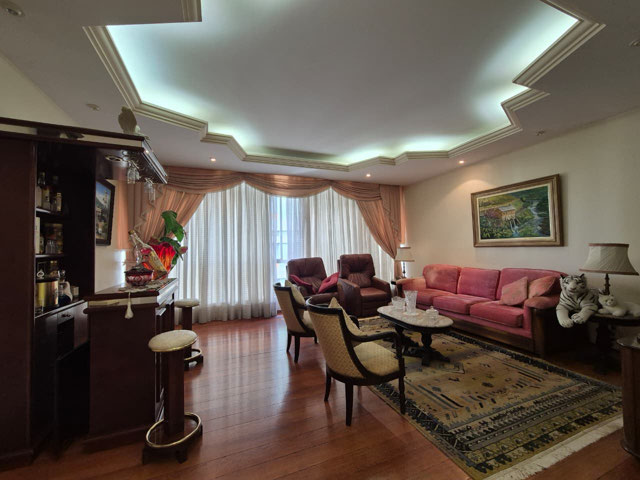 SALA AMPLA COM VISTA PARA SANTO ANTÔNIO