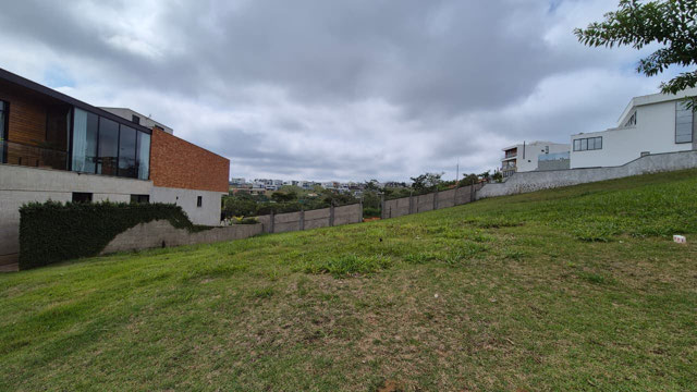 LOTE COM 600m²