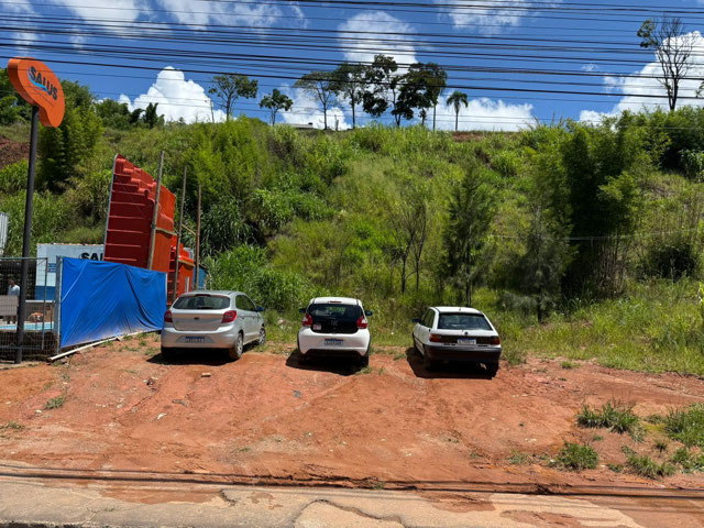 Lote / Terreno para venda no bairro Parque Guarani em Juiz de Fora, MG