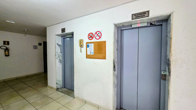 2 ELEVADORES