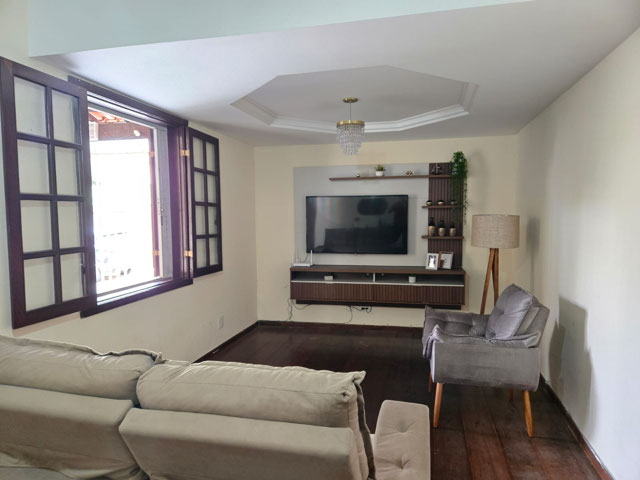 SALA AMPLA