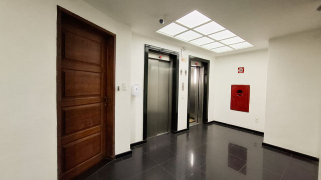 2 ELEVADORES