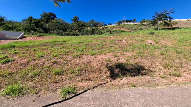 FRENTE DO TERRENO