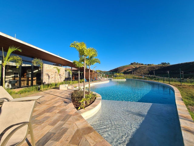 ÁREA DE LAZER DO CONDOMÍNIO