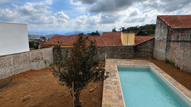Casa com 6 quartos para venda no bairro Chales do Imperador em Juiz de Fora, MG