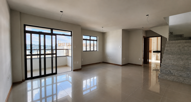 SALA ESPAÇOSA