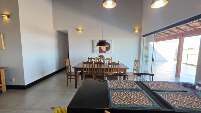 SALA DE JANTAR E COZINHA
