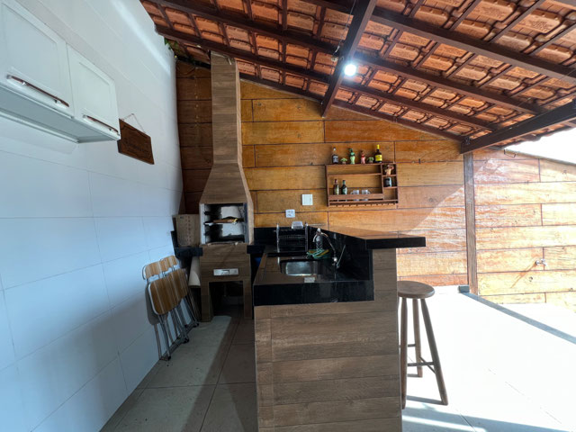 Casa com 3 quartos para venda no bairro Santa Isabel em Juiz de Fora, MG