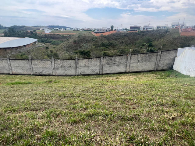 VISTA DO TERRENO