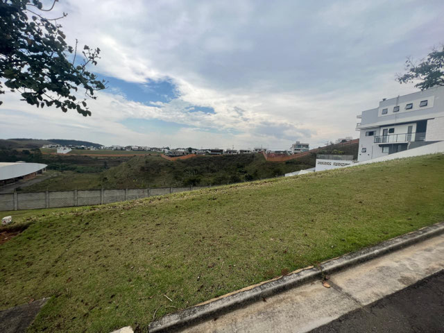 VISTA DO TERRENO