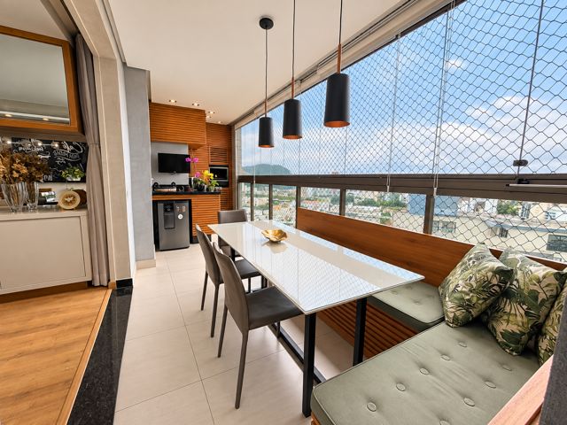 Apartamento com 3 quartos para venda no bairro Cascatinha em Juiz de Fora, MG