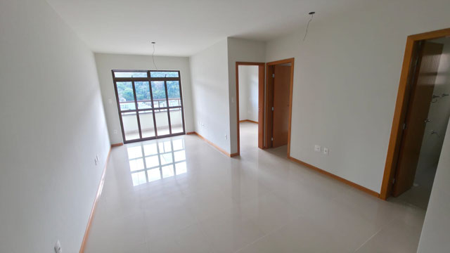 SALA ESPAÇOSA