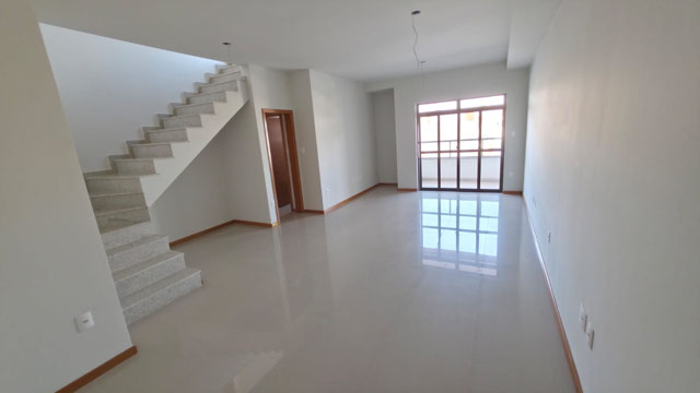 SALA SUPER ESPAÇOSA