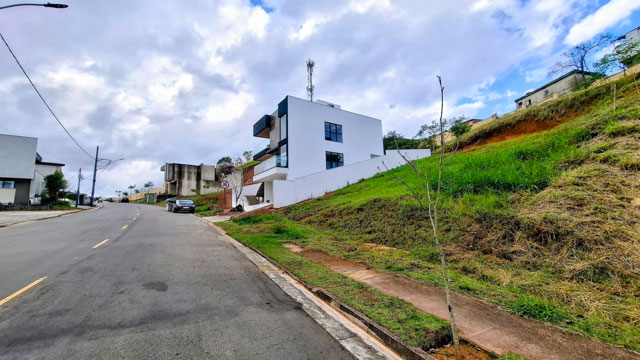 LOCALIZAÇÃO