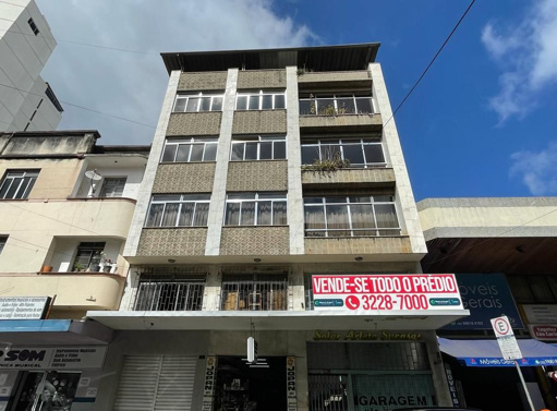 Prédio com 10 quartos para venda no bairro Centro em Juiz de Fora, MG