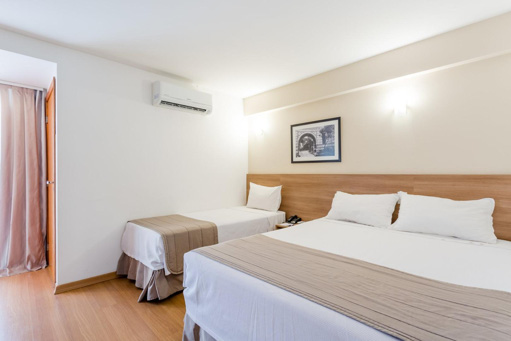 Hotel com 1 quarto para venda no bairro Centro em Juiz de Fora, MG