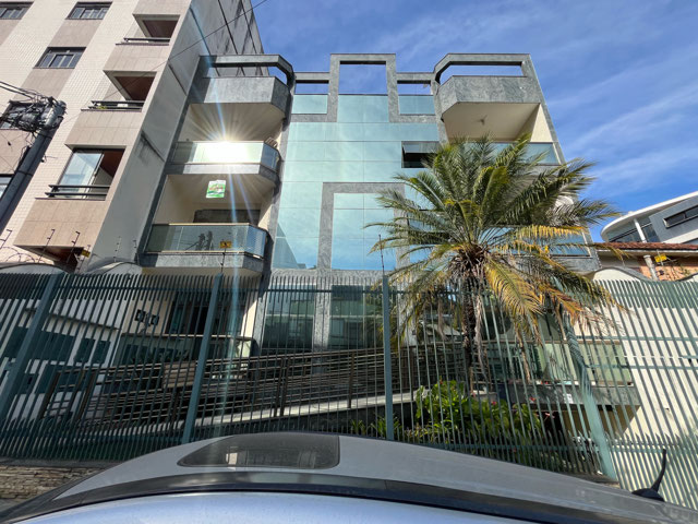 Apartamento com 3 quartos para venda ou locação no bairro Paineiras em Juiz de Fora, MG