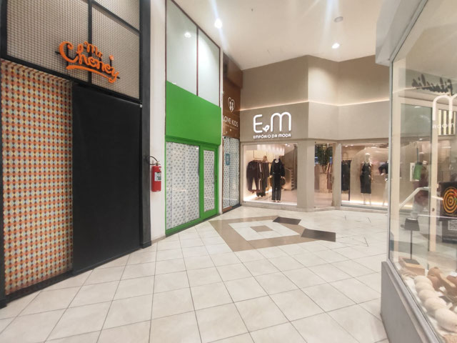 FACHADA PELO BRAZ SHOPPING