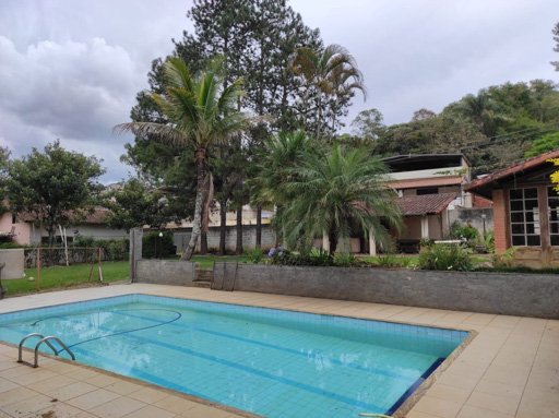 Casa com 2 quartos para venda no bairro Sagrado Coração de Jesus em Juiz de Fora, MG