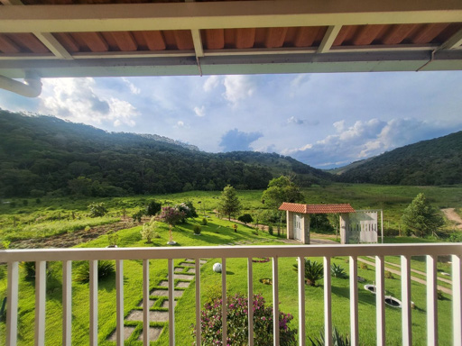 Chácara / Sítio / Granja com 2 quartos para venda no bairro Valadares em Juiz de Fora, MG