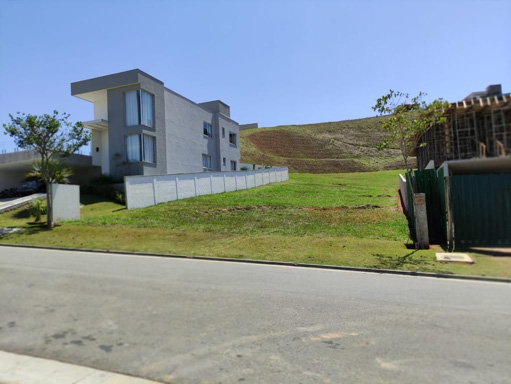 frente generosa de 15 metros