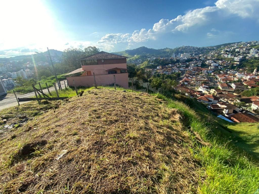 LOTE EM ACLIVE