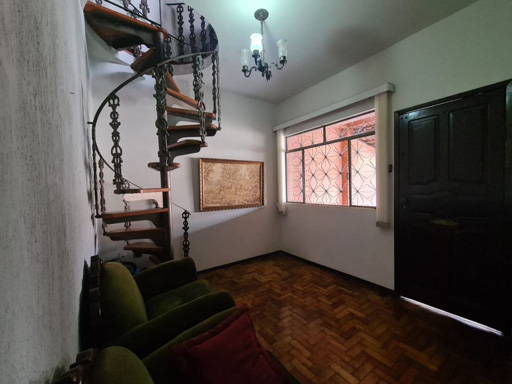 Casa com 3 quartos para Venda no bairro Eldorado em Juiz de Fora, MG