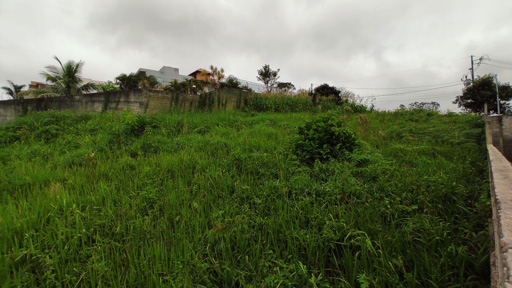 Vista para frente do lote