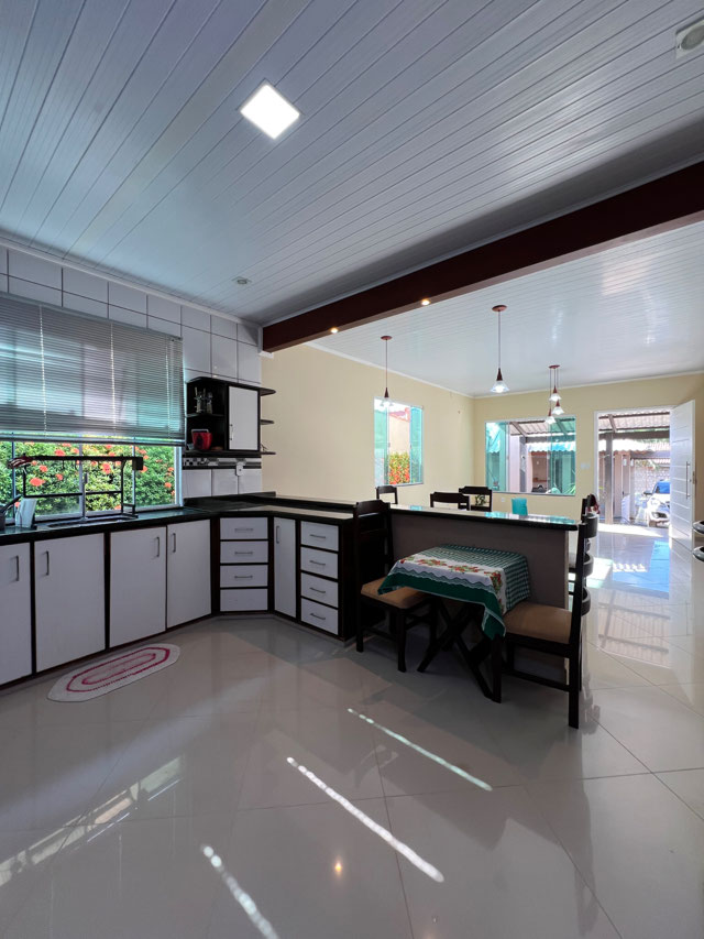 Sala de jantar/cozinha