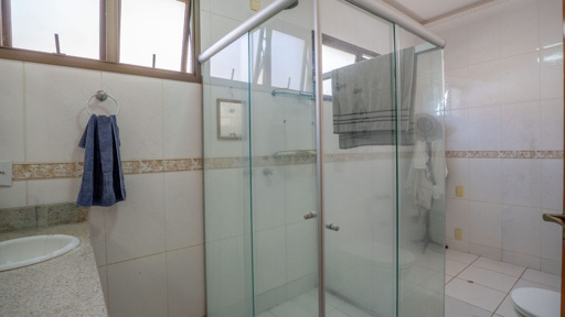 Casa 3 Quartos em frente à praça à venda, Loteamento Portal do Sol 1, Goiânia - Foto