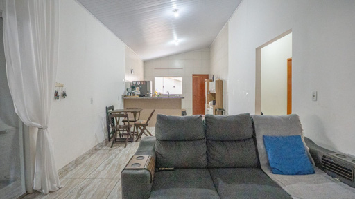 Casa em lote de 500 m2 com mais duas construções a venda Vila Itatiaia, Goiânia, GO - Foto