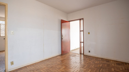 Casa em lote de 500 m2 com mais duas construções a venda Vila Itatiaia, Goiânia, GO - Foto