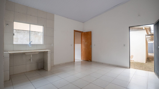 Casa em lote de 500 m2 com mais duas construções a venda Vila Itatiaia, Goiânia, GO - Foto