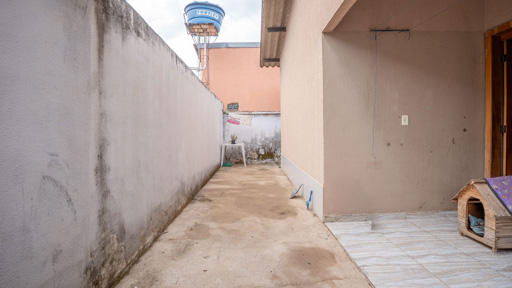 Casa em lote de 500 m2 com mais duas construções a venda Vila Itatiaia, Goiânia, GO - Foto