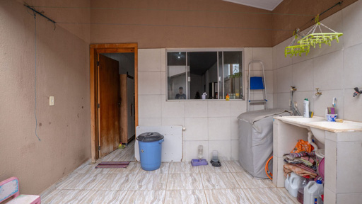 Casa em lote de 500 m2 com mais duas construções a venda Vila Itatiaia, Goiânia, GO - Foto