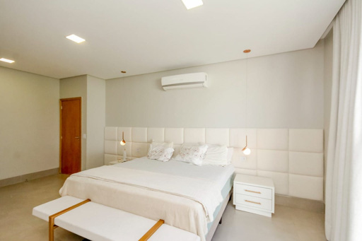 Casa Térrea com 4 quartos para venda ou Locação na Reserva da Coroa no Condomínio Portal do Sol Green em Goiânia - Foto