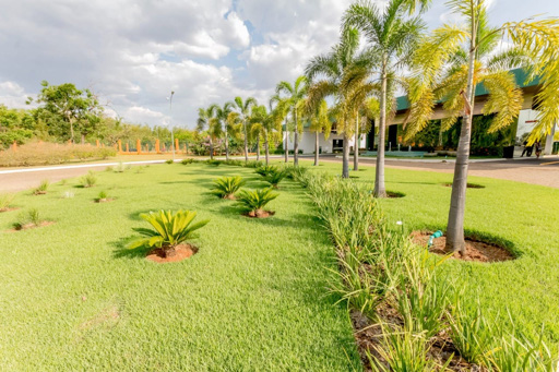 Casa Térrea com 4 quartos para venda ou Locação na Reserva da Coroa no Condomínio Portal do Sol Green em Goiânia - Foto