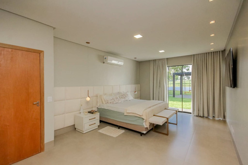 Casa Térrea com 4 quartos para venda ou Locação na Reserva da Coroa no Condomínio Portal do Sol Green em Goiânia - Foto