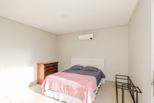 Casa Térrea com 4 quartos para venda ou Locação na Reserva da Coroa no Condomínio Portal do Sol Green em Goiânia - Foto