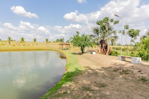 Casa Térrea com 4 quartos para venda ou Locação na Reserva da Coroa no Condomínio Portal do Sol Green em Goiânia - Foto