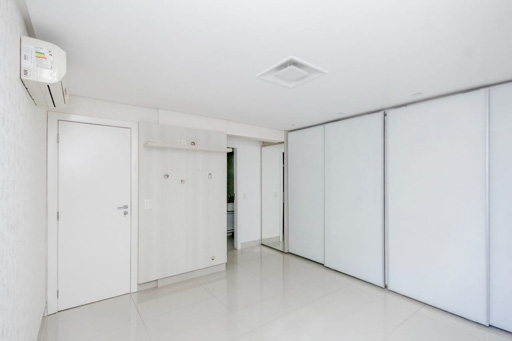 Cobertura Duplex 4 Suítes no Alto da Glória com Hidromassagem e Gourmet - Foto