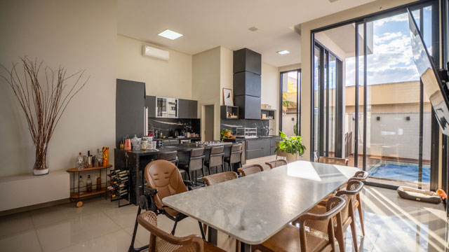Casa térrea à venda no Portal do Sol Green | Mobiliada e já gerando renda não aceita Permuta - Foto