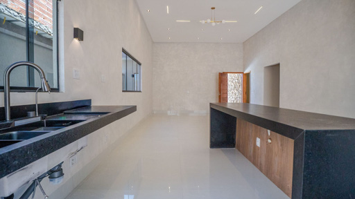 Casa térrea 3 quartos no Jardim Gramado com piscina e área gourmet - Foto
