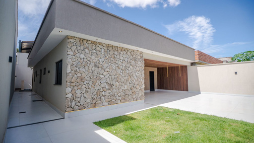 Casa térrea 3 quartos no Jardim Gramado com piscina e área gourmet - Revenda