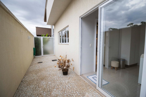 Casa térrea mobiliada para venda 4 suítes Portal do Sol Green . - Foto
