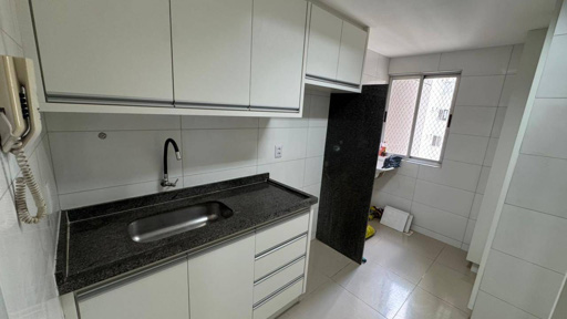 Apartamento 2 quartos no Setor Criméia Leste com suíte e armários novos - Foto