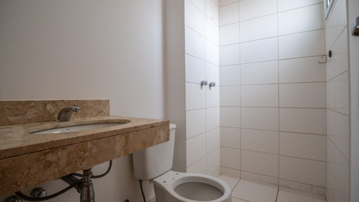 Apartamento com 3 suítes completas andar baixo ao lado da Praça do Ipê no Setor Bueno - Foto
