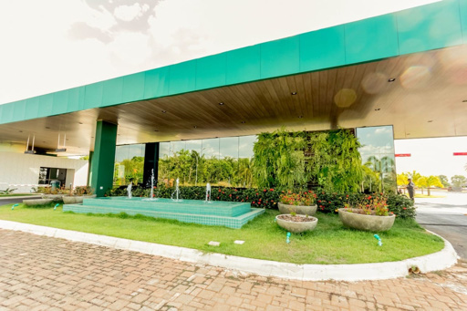 Casa 4 suítes a venda no condomínio fechado Portal do Sol Green em Goiânia. - Foto